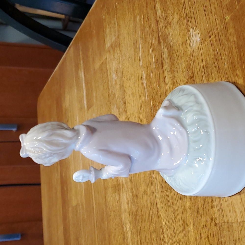 First Communion Musical Figurine - Picture 4 of 6